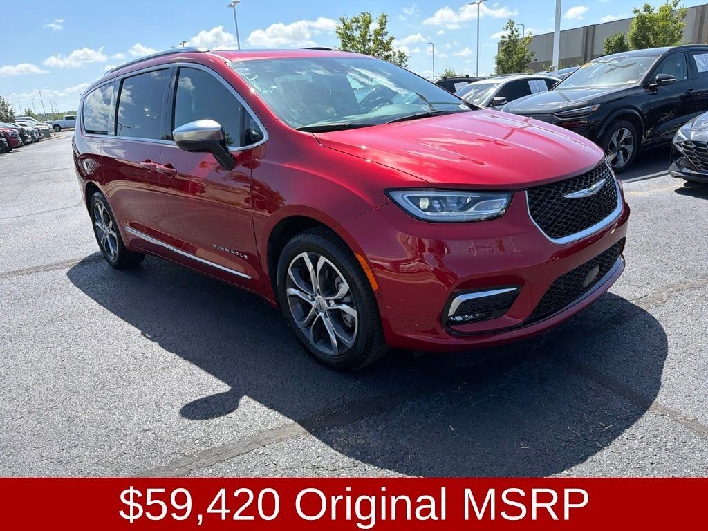 2025 Chrysler Pacifica Pinnacle