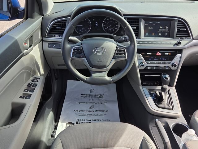 Used 2017 Blue Hyundai SE image 7