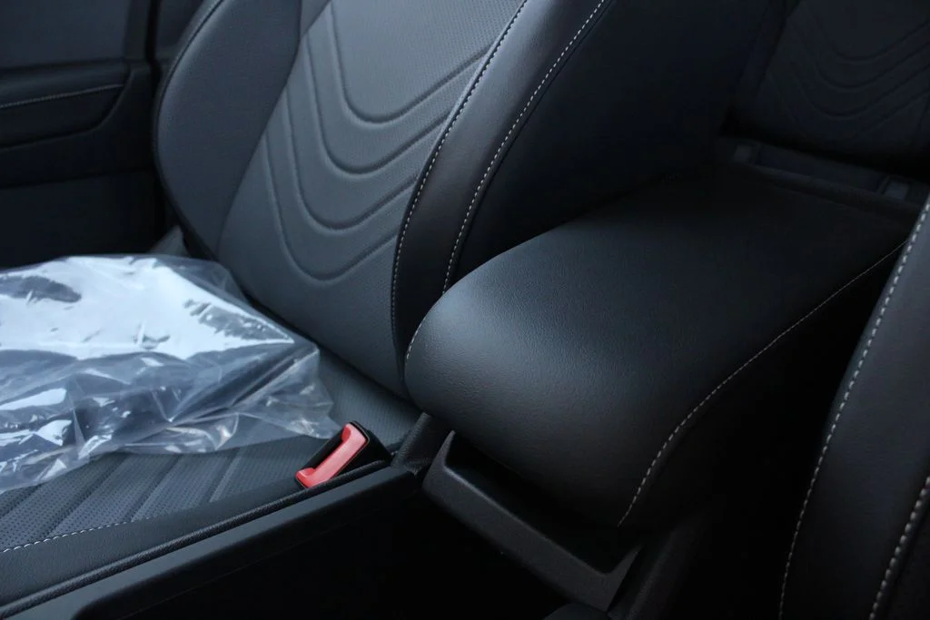 New 2026 Silver Volkswagen SE R-Line Black image 18