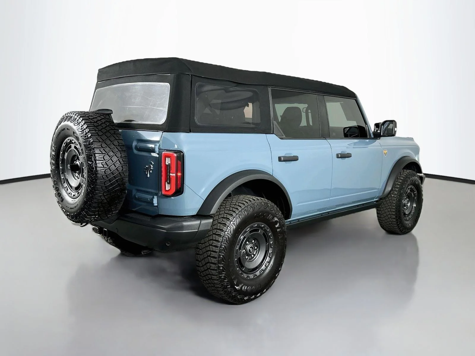 Used 2023 Area 51 Ford Badlands image 8
