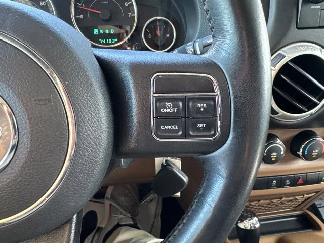 Used 2018 White Jeep Unlimited Sahara image 23