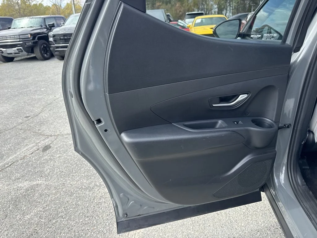 Used 2025 Gray Hyundai SEL image 27