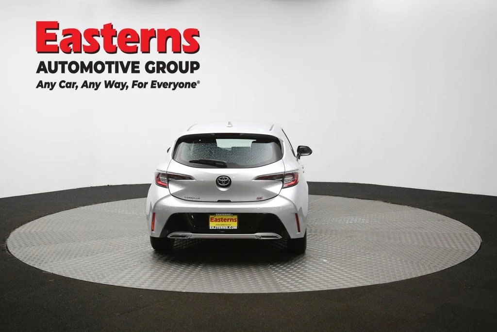 Used 2021 Silver Toyota SE image 33