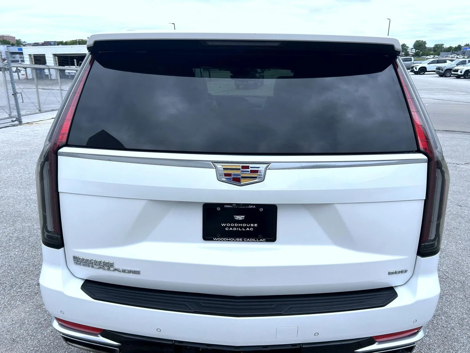 Used 2021 White Cadillac Premium Luxury image 13