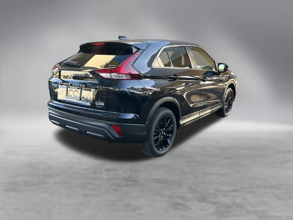 New 2026 Black Mitsubishi LE 1.5T S-AWC image 3
