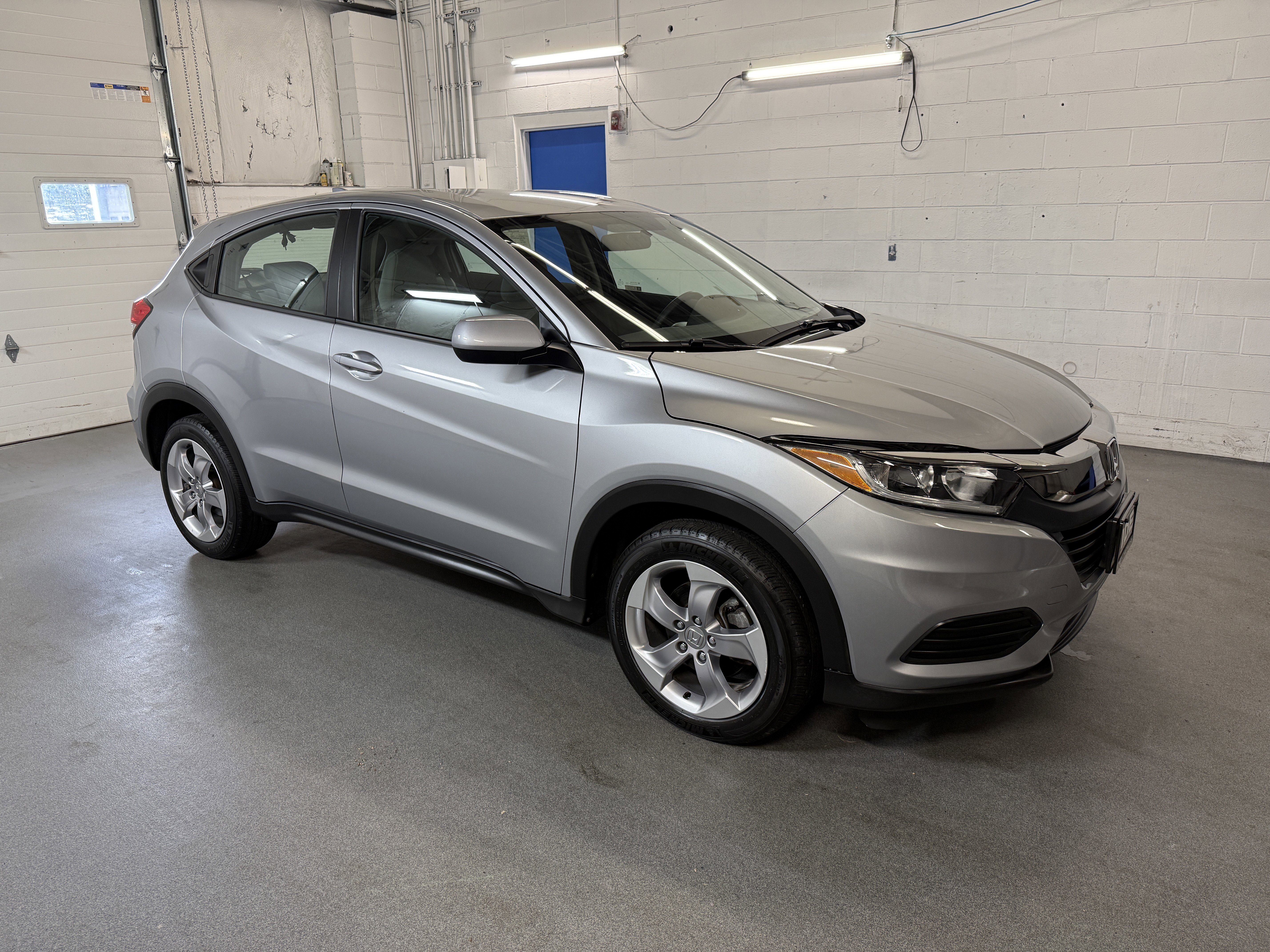 Certified Used 2022 Modern Steel Metallic Honda LX image 11