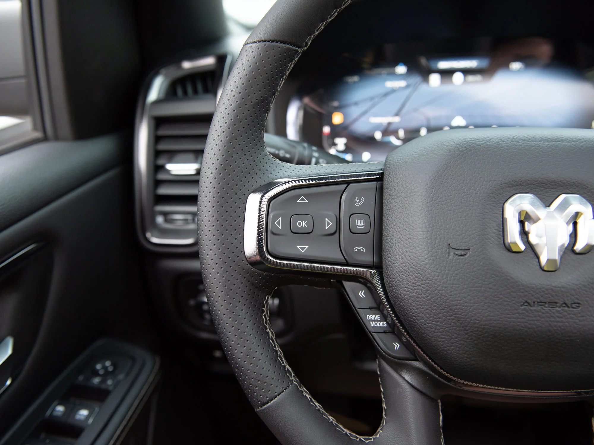New 2026 Black RAM Sport* image 18