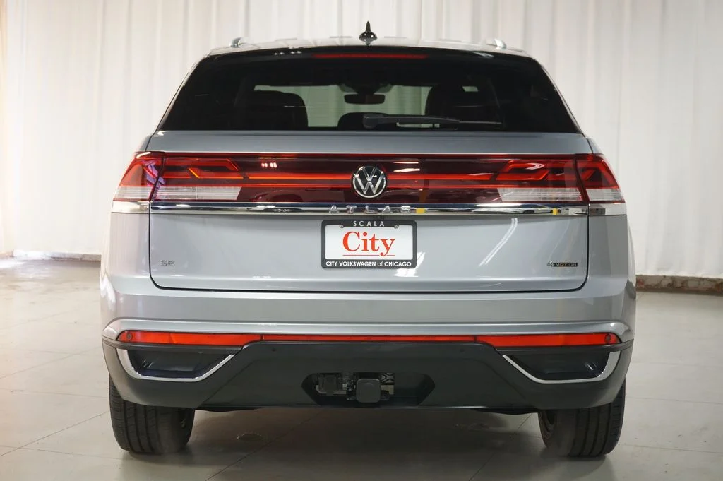 Certified Used 2024 Silver Mist Metallic Volkswagen 2.0T SE w/Technology image 15