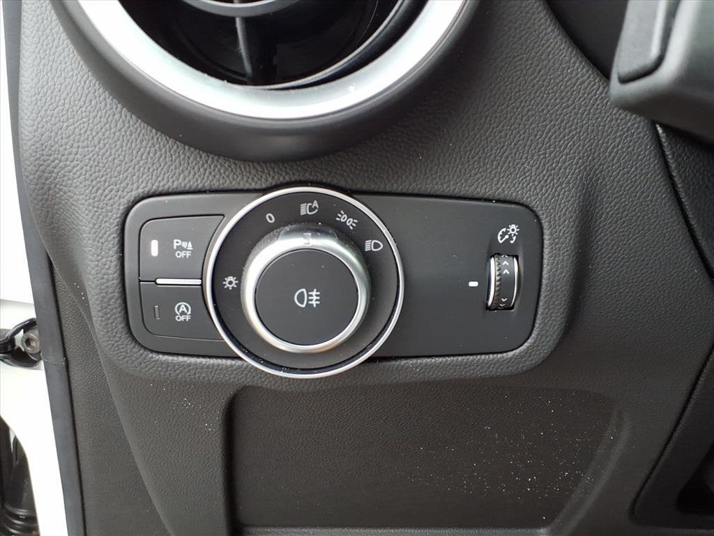 2025 Alfa Romeo Stelvio Base - Photo 6