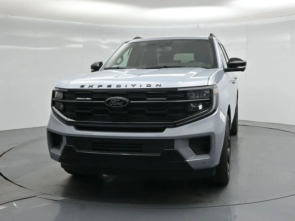 New 2026 Glacier Gray Metallic Tri-Coat Ford Platinum image 54