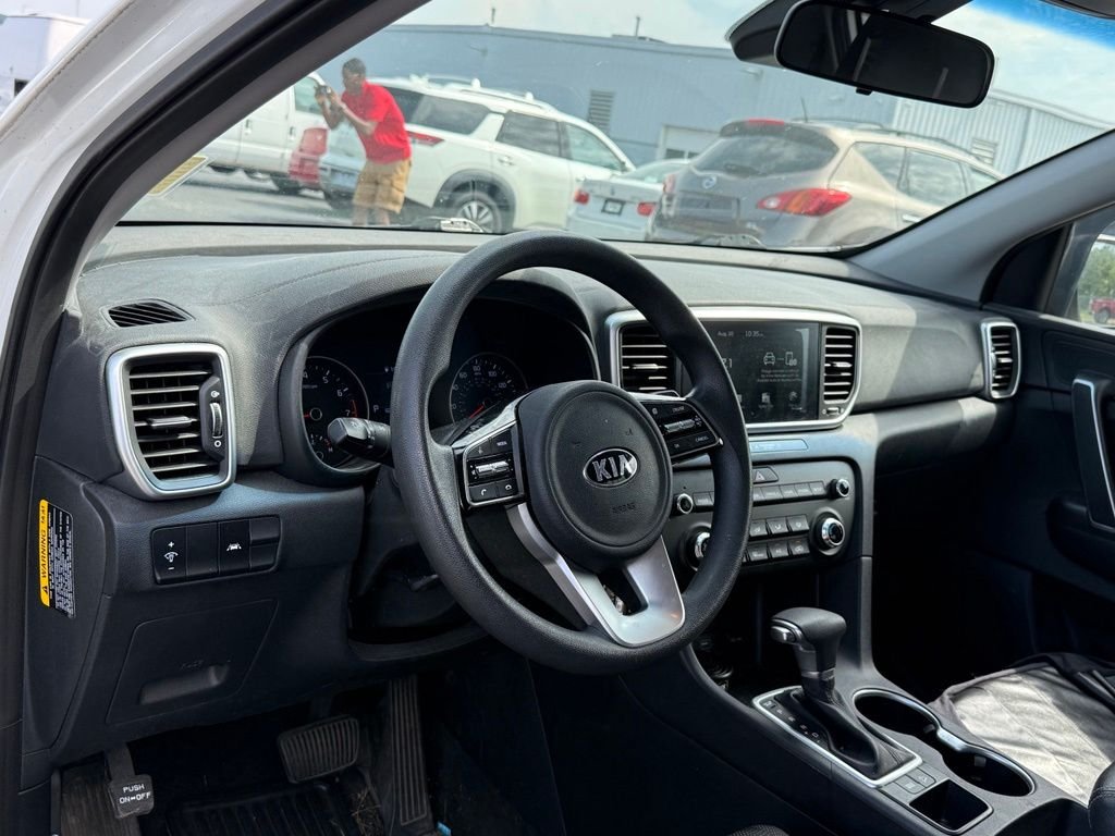 Used 2021 White Kia LX image 3