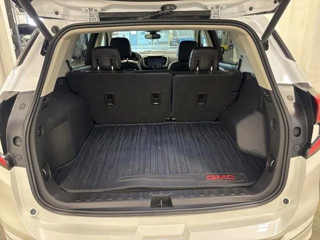 Used 2020 WHITE FROST TRICOAT GMC Denali image 44