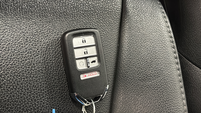 Used 2022 Gray Honda Touring image 21