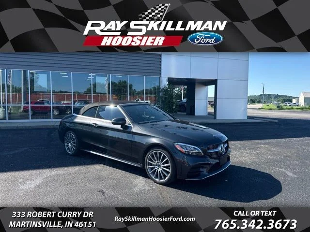Used 2019 Black Mercedes-Benz C 300 image 1