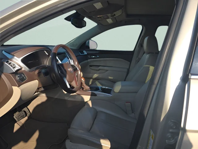 Used 2013 SILVER COAST METALLIC Cadillac Performance Collection image 8