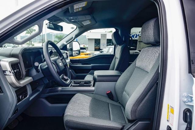New 2026 Oxford White Ford F-250® XLT image 45