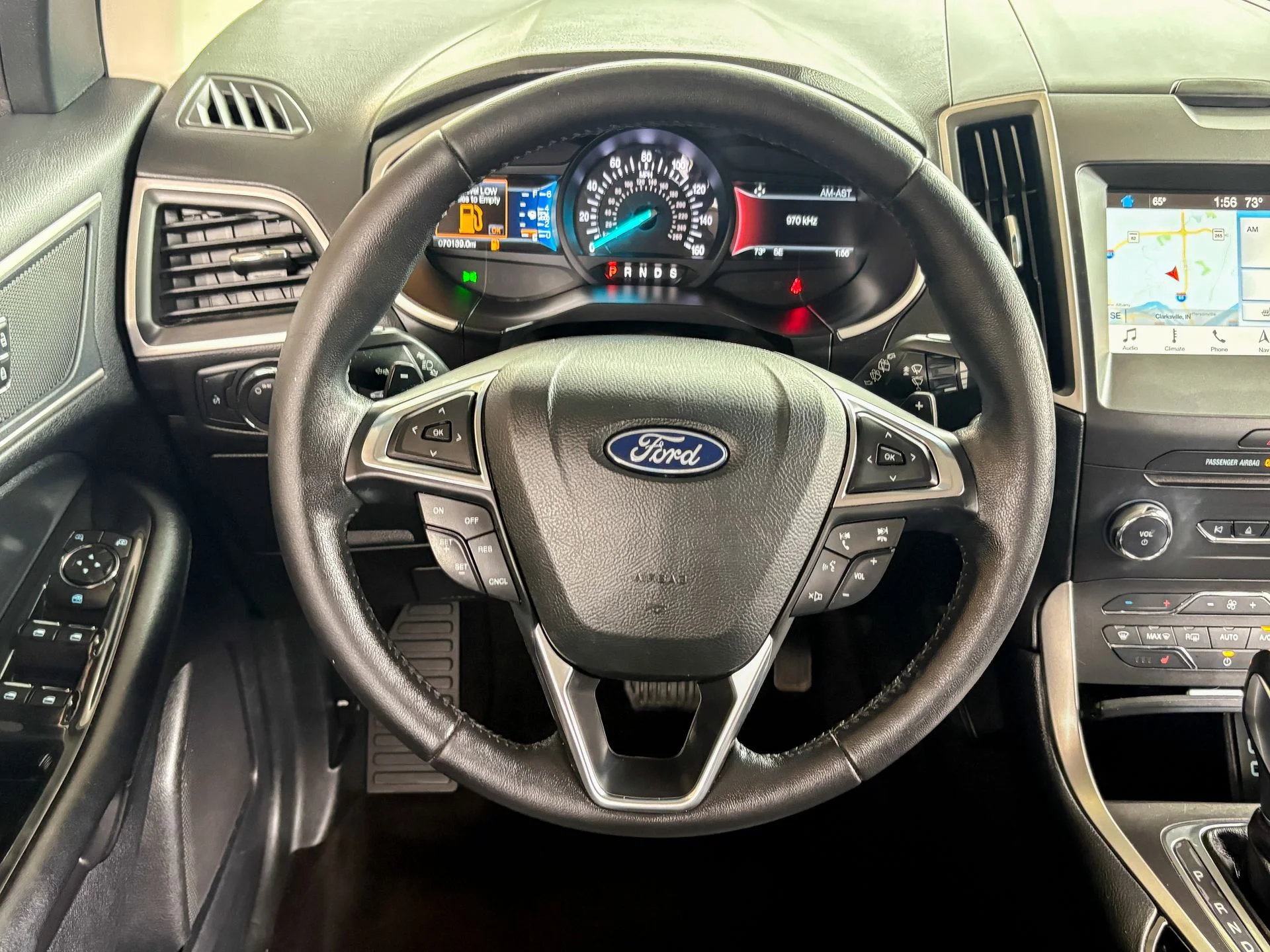 Used 2018 Red Ford SEL image 29