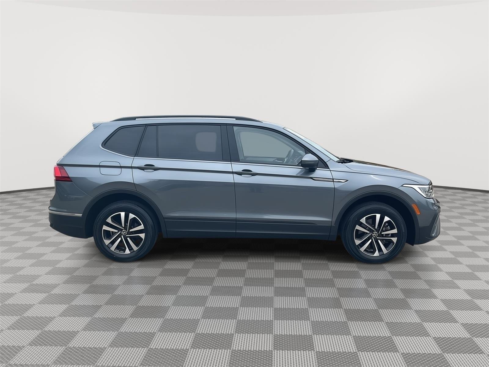 Used 2024 Platinum Gray Metallic Volkswagen S image 4