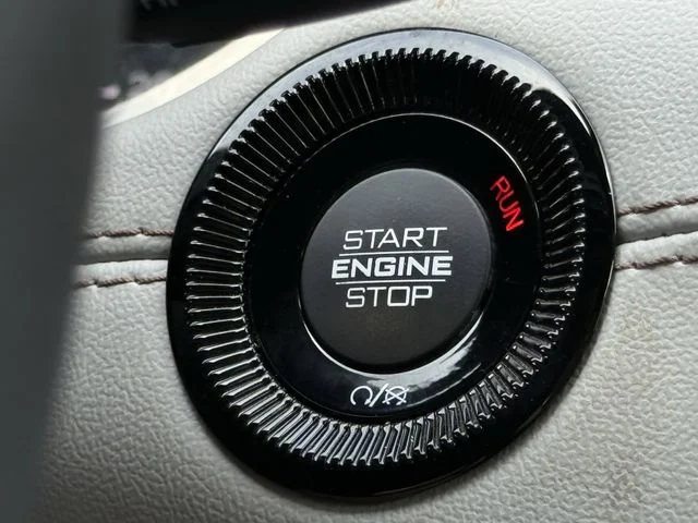 Used 2025 Black Jeep Limited image 19