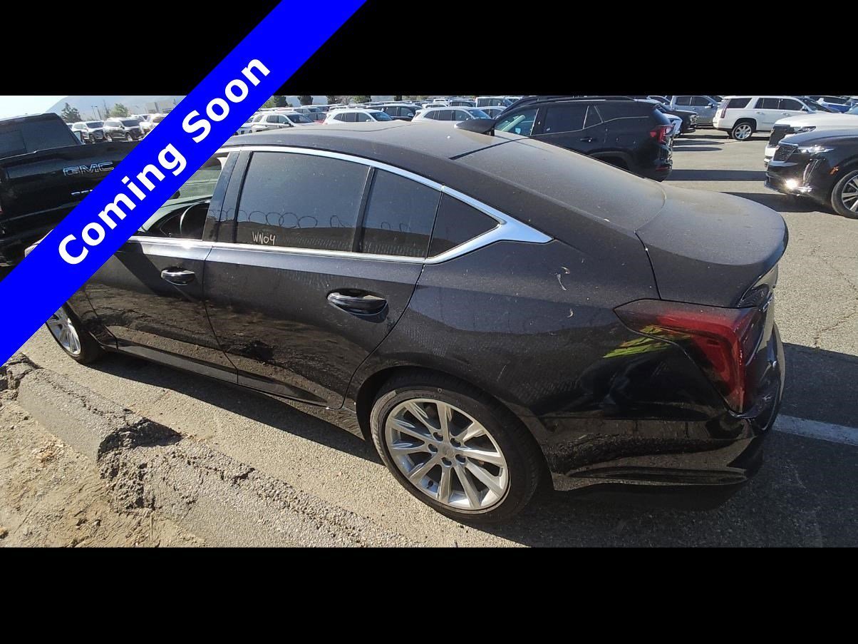 Used 2021 DARK MOON BLUE METALLIC Cadillac Luxury image 4