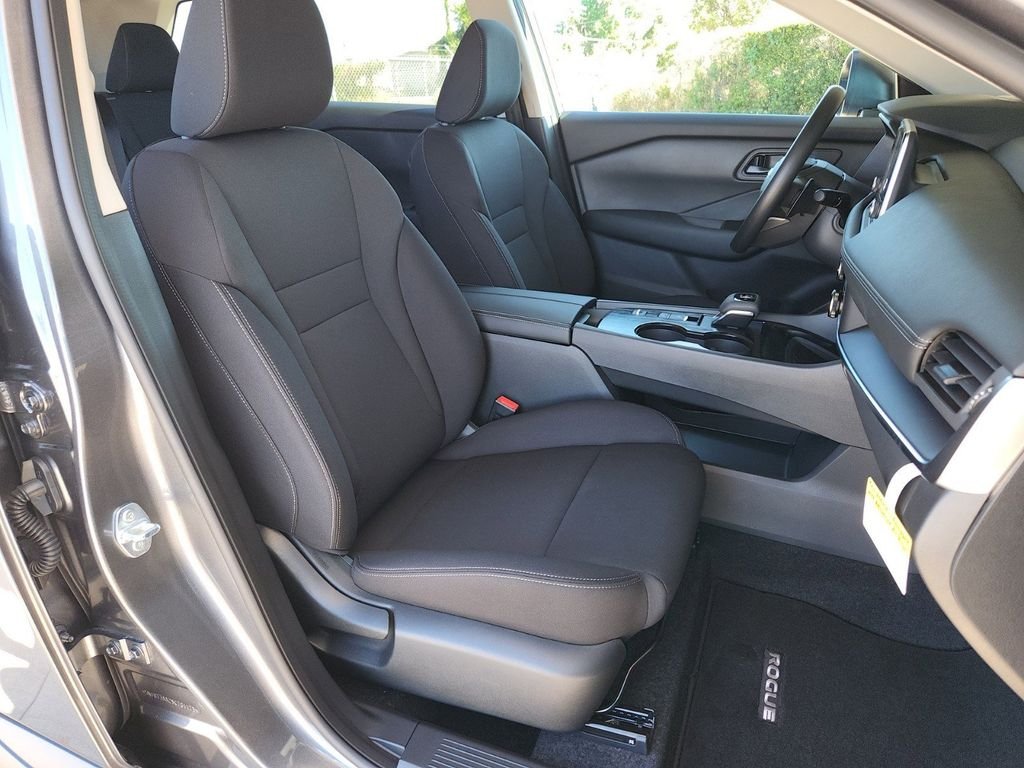 New 2026 Gray Nissan S image 12