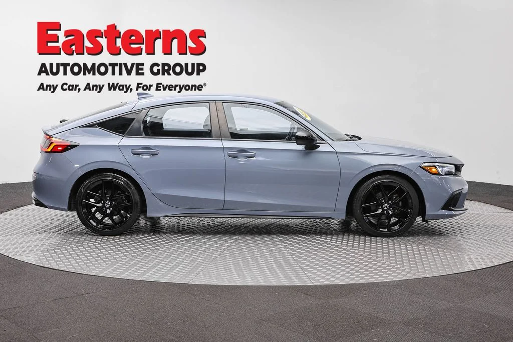 Used 2024 Gray Honda Sport image 4