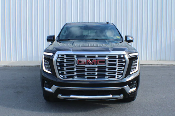 2026 GMC Yukon XL Denali - Photo 23