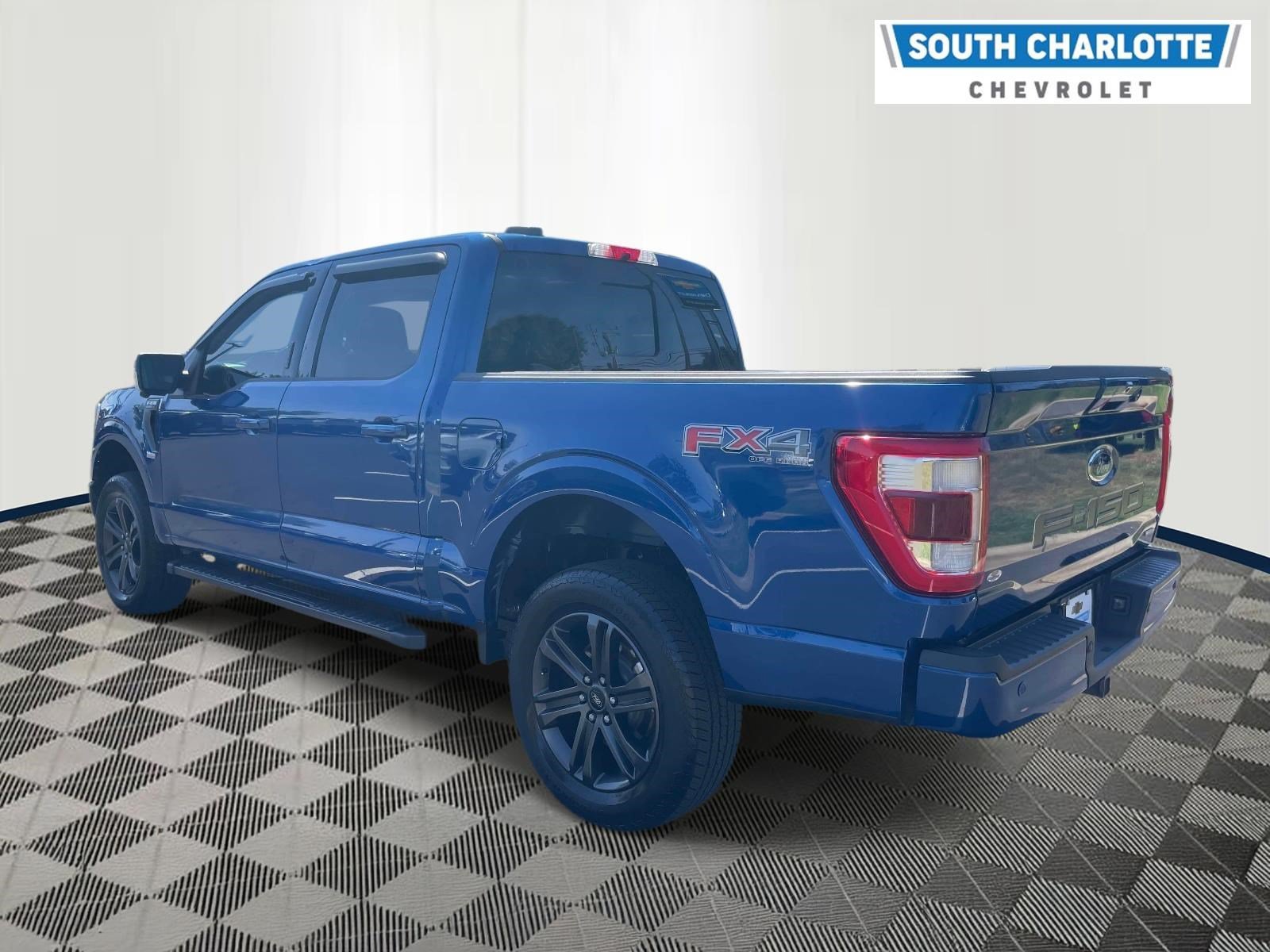 Used 2022 Blue Ford LARIAT image 6