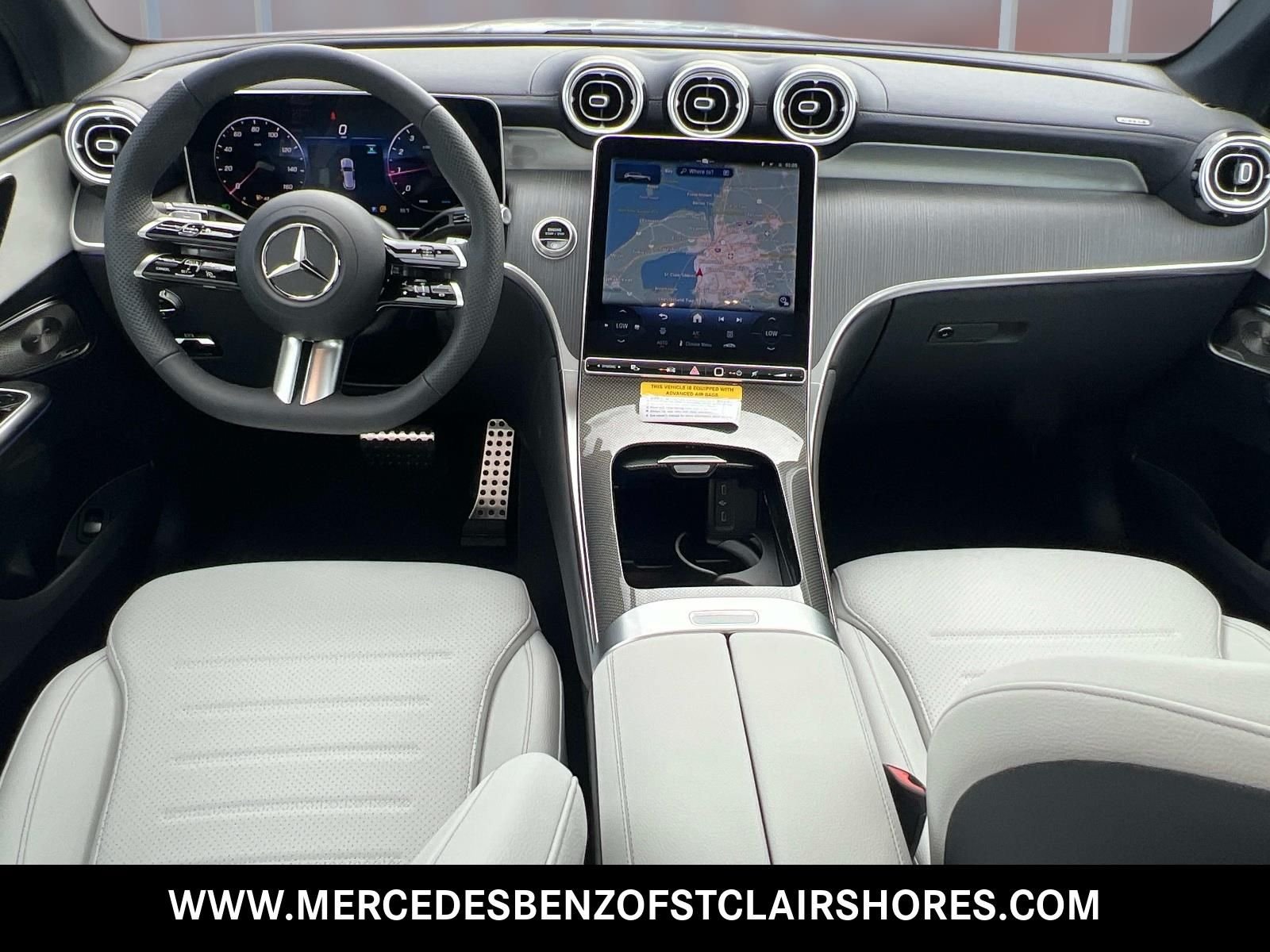 New 2026 MANUFAKTUR exclusive graphite grey magno Mercedes-Benz GLC 300 image 13