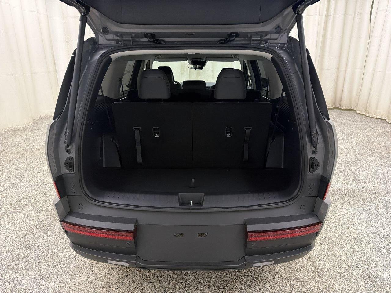 New 2026 Hampton Gray Hyundai SEL image 16