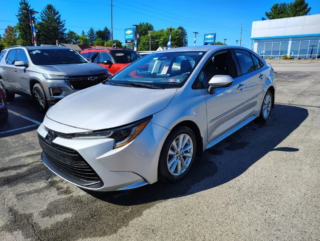 2025 Toyota Corolla LE