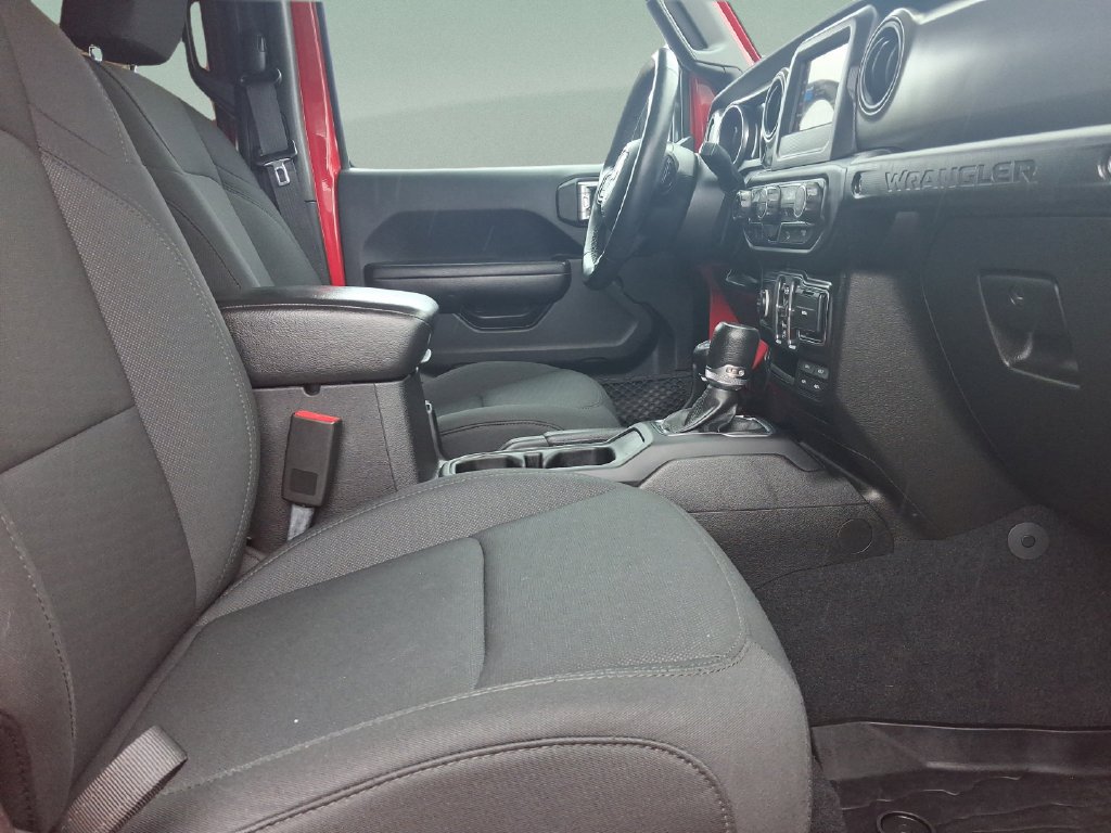 Used 2018 Red Jeep Unlimited Sport S image 31