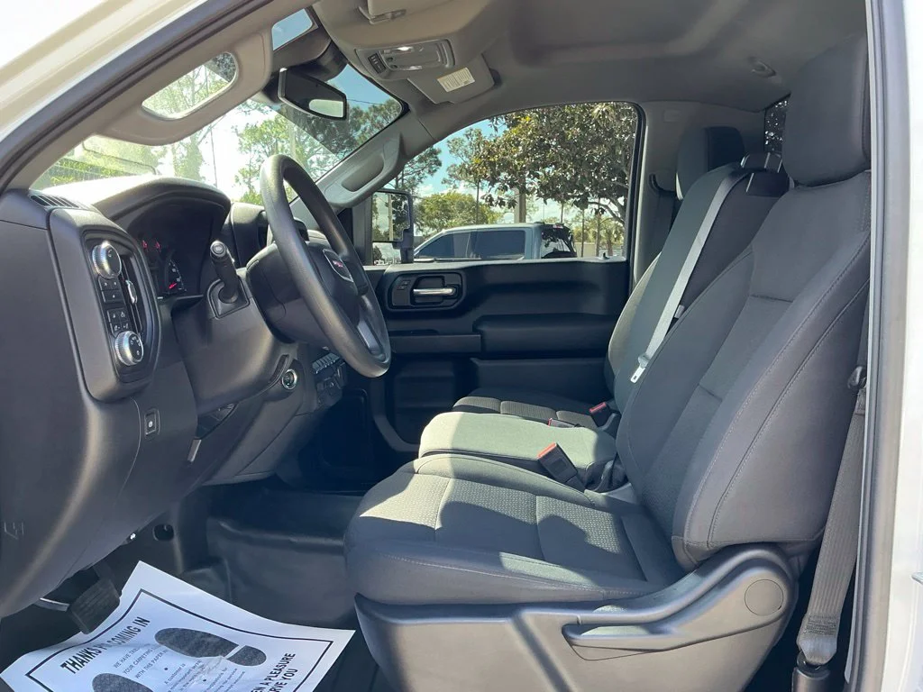 Used 2025 White GMC Pro image 25