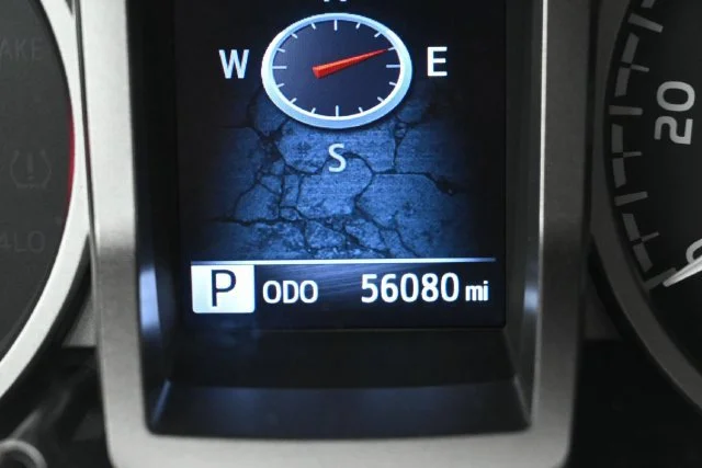 Used 2018 Magnetic Gray Metallic Toyota SR5 image 14