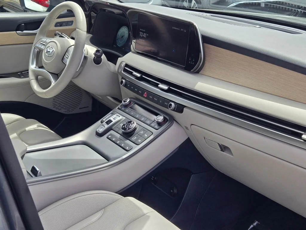 Used 2023 Gray Hyundai Limited image 8