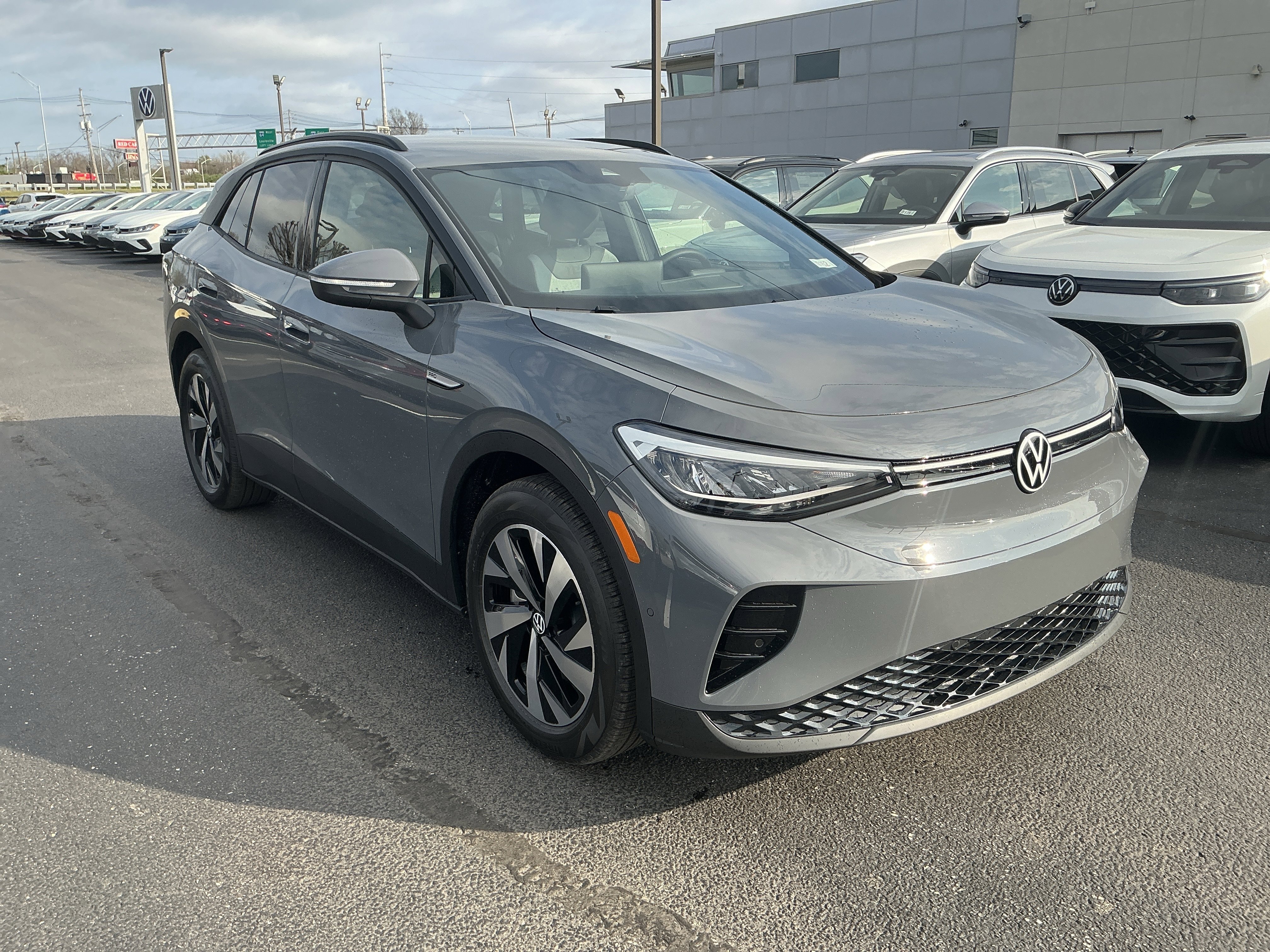 New 2026 Pure Gray Volkswagen Pro image 2