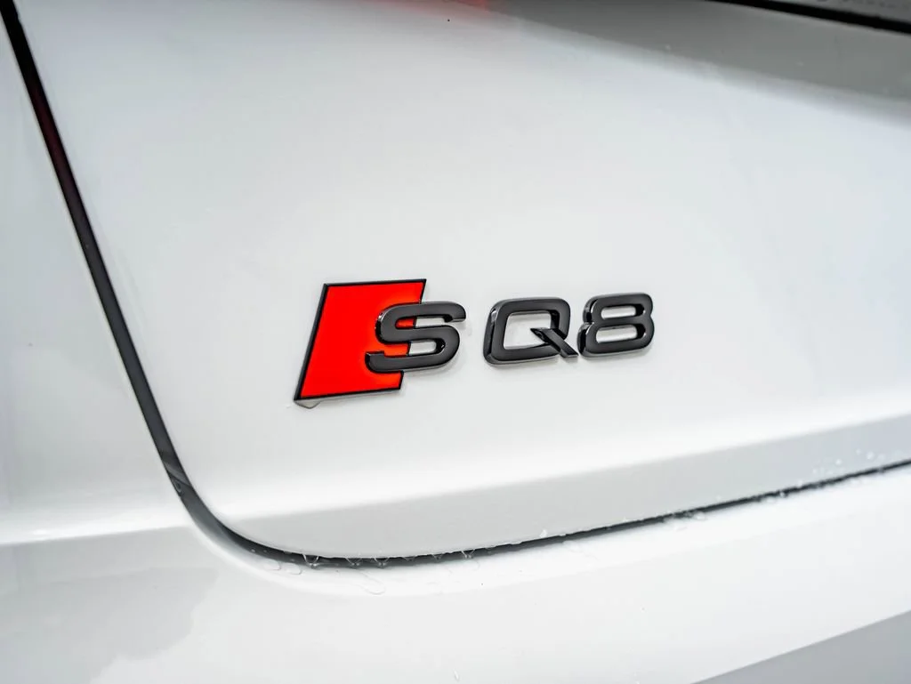 Used 2023 Glacier White Audi 4.0T Prestige image 21