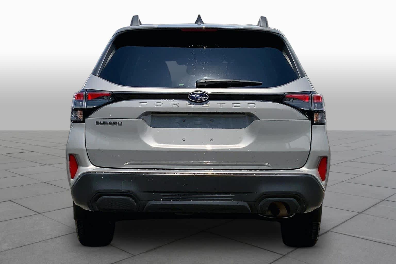 Certified Used 2025 River Rock Pearl Subaru Premium image 5