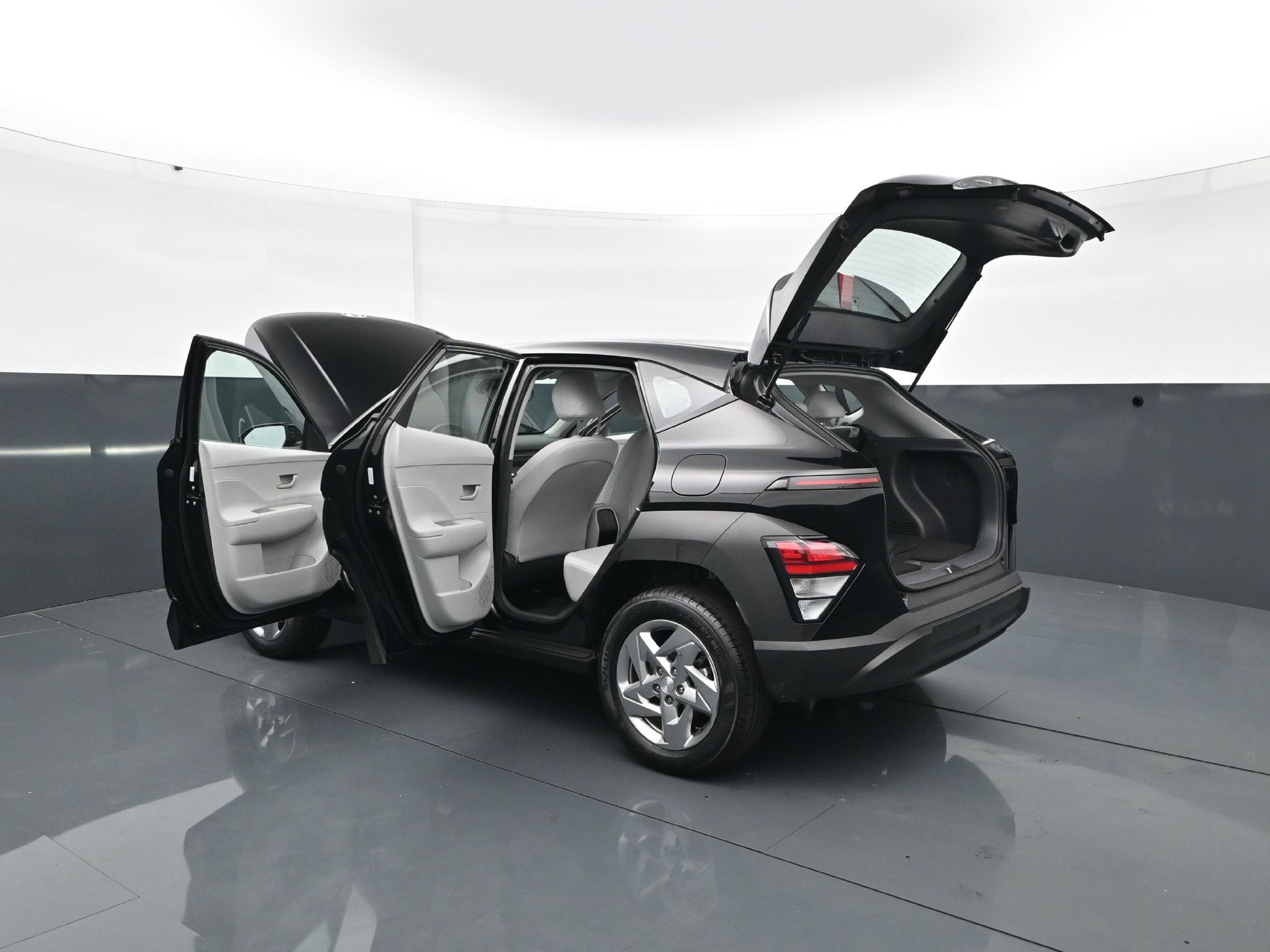 2024 Hyundai Kona SE - Photo 29
