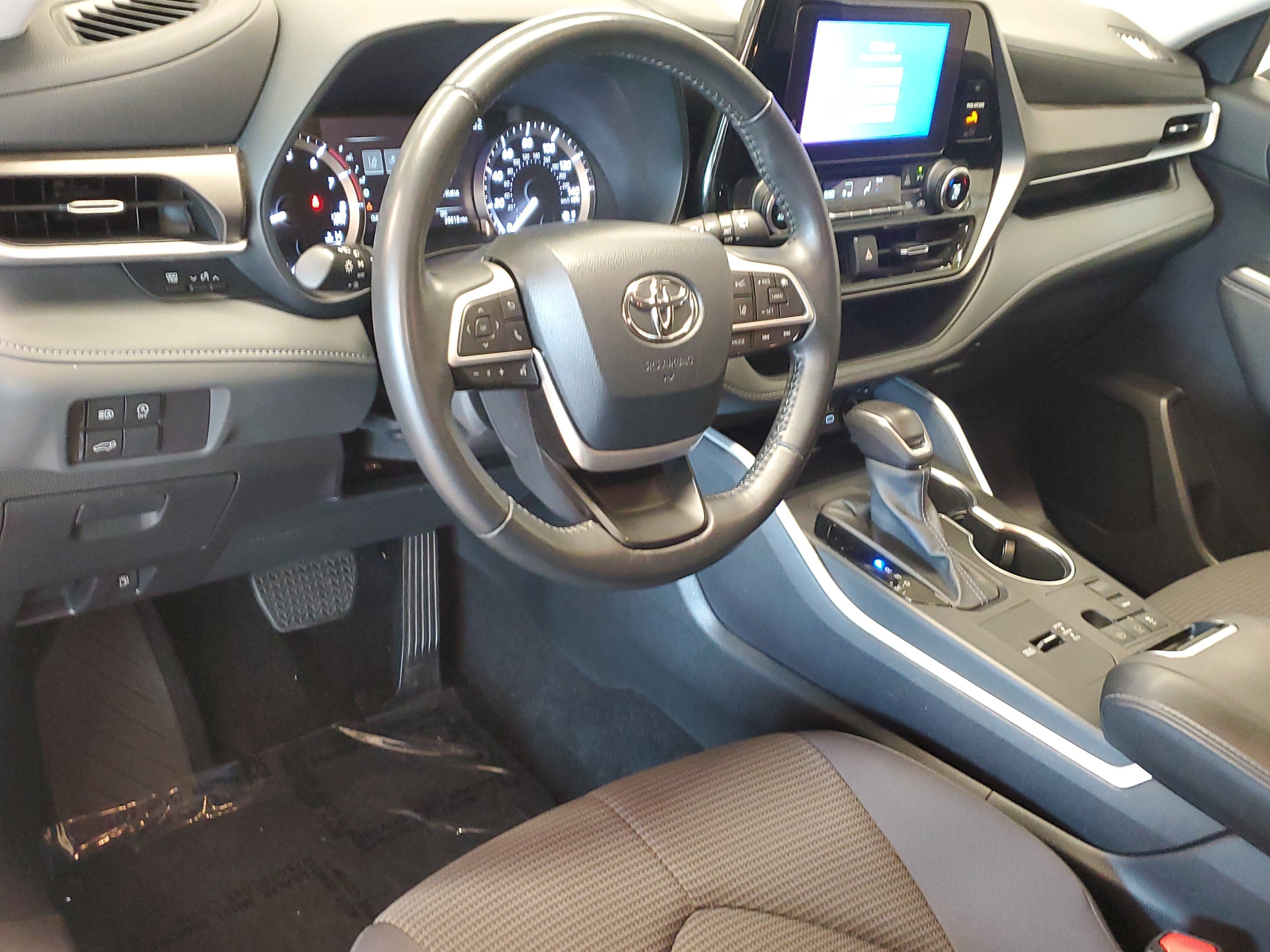 Used 2023 Celestial Silver Metallic Toyota LE image 20