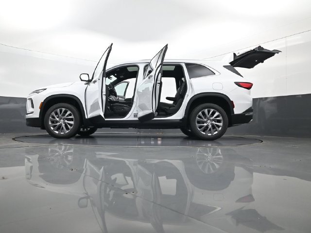 2026 Buick Enclave Preferred - Photo 35