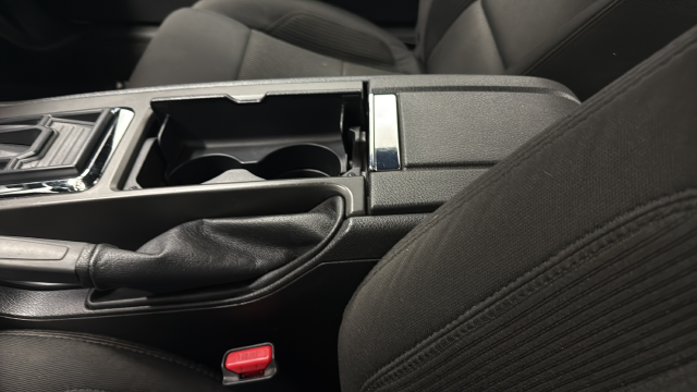 Used 2013 Performance White Ford V6 image 18