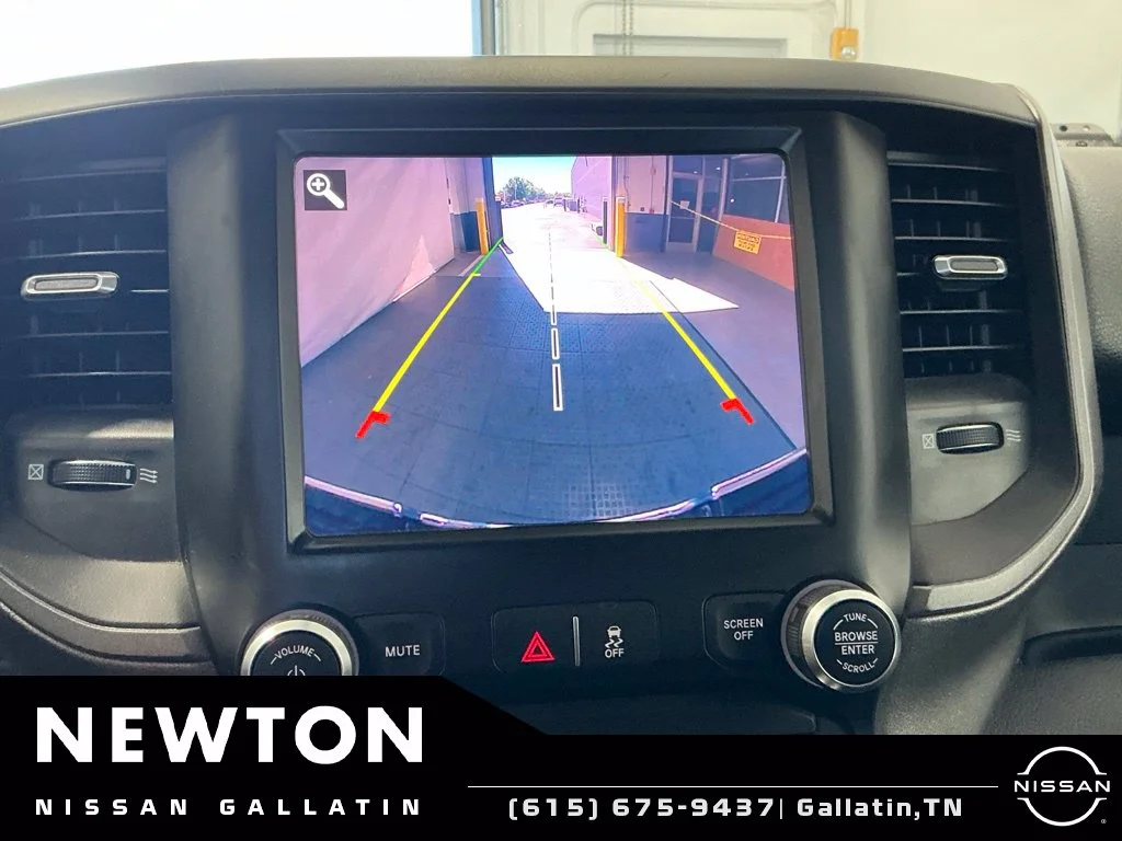 Used 2020 Crystal Metallic Ram Tradesman image 16