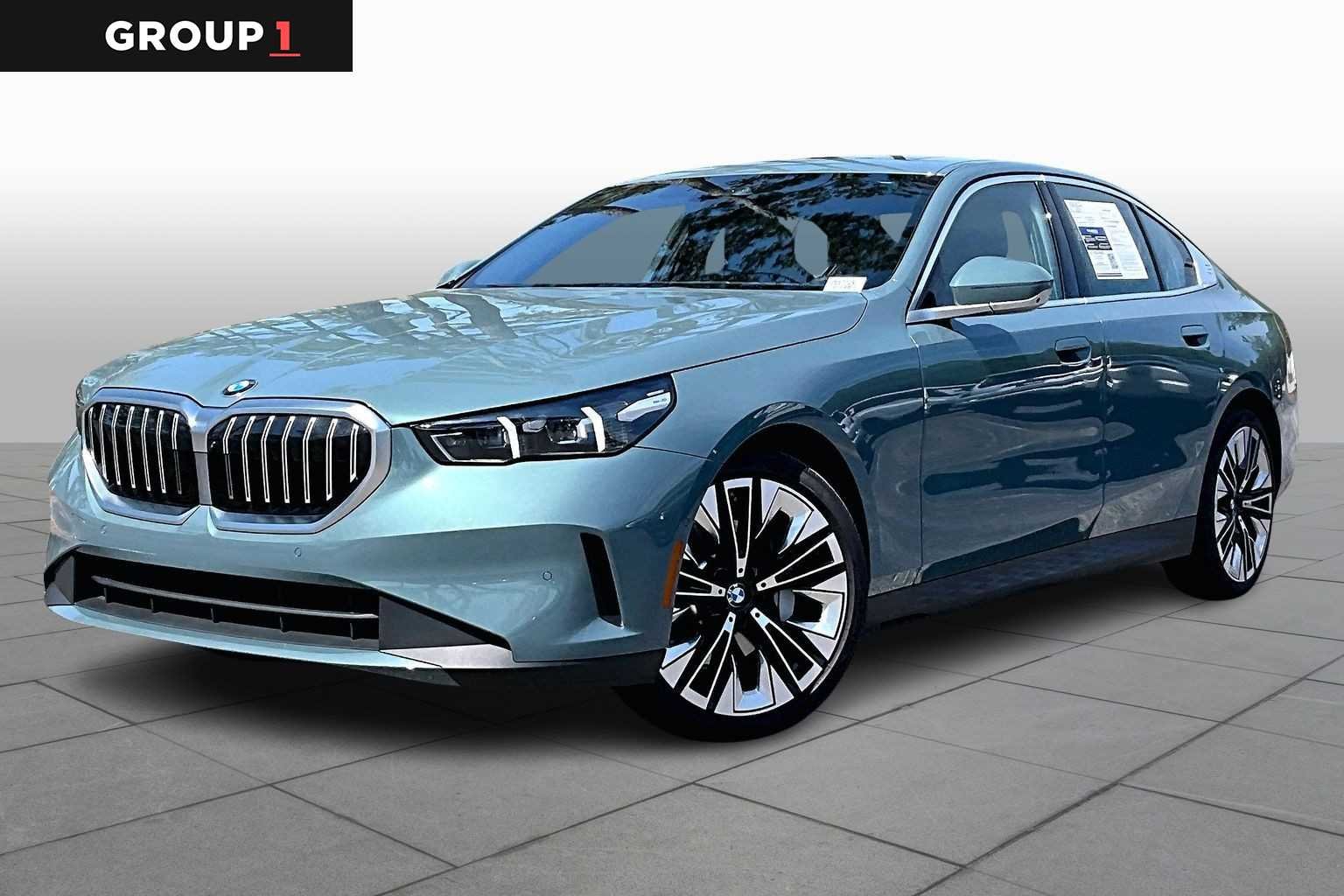 2025 BMW 5 Series 530i Sedan's photo