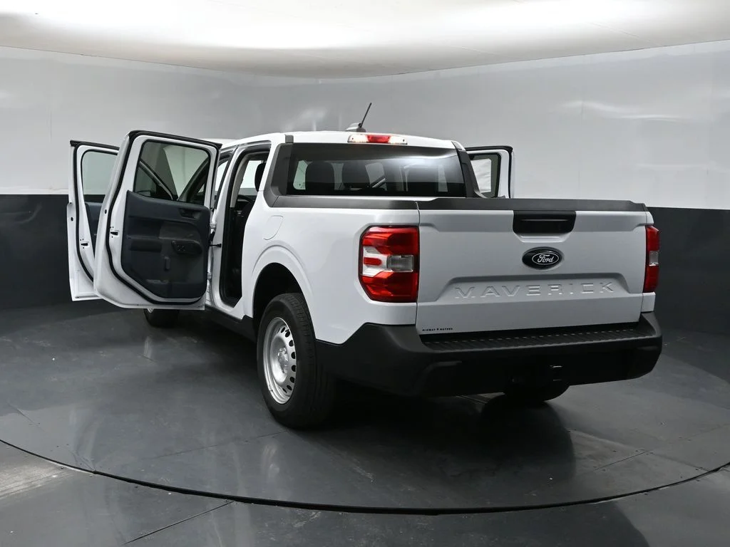 New 2026 Oxford White Ford XL image 39
