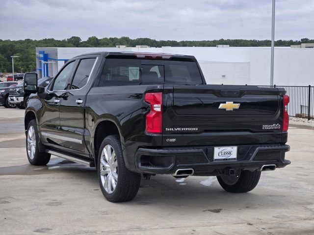 Used 2025 Black Chevrolet High Country image 6
