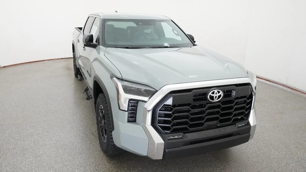 New 2026 Lunar Rock Toyota SR5 image 8