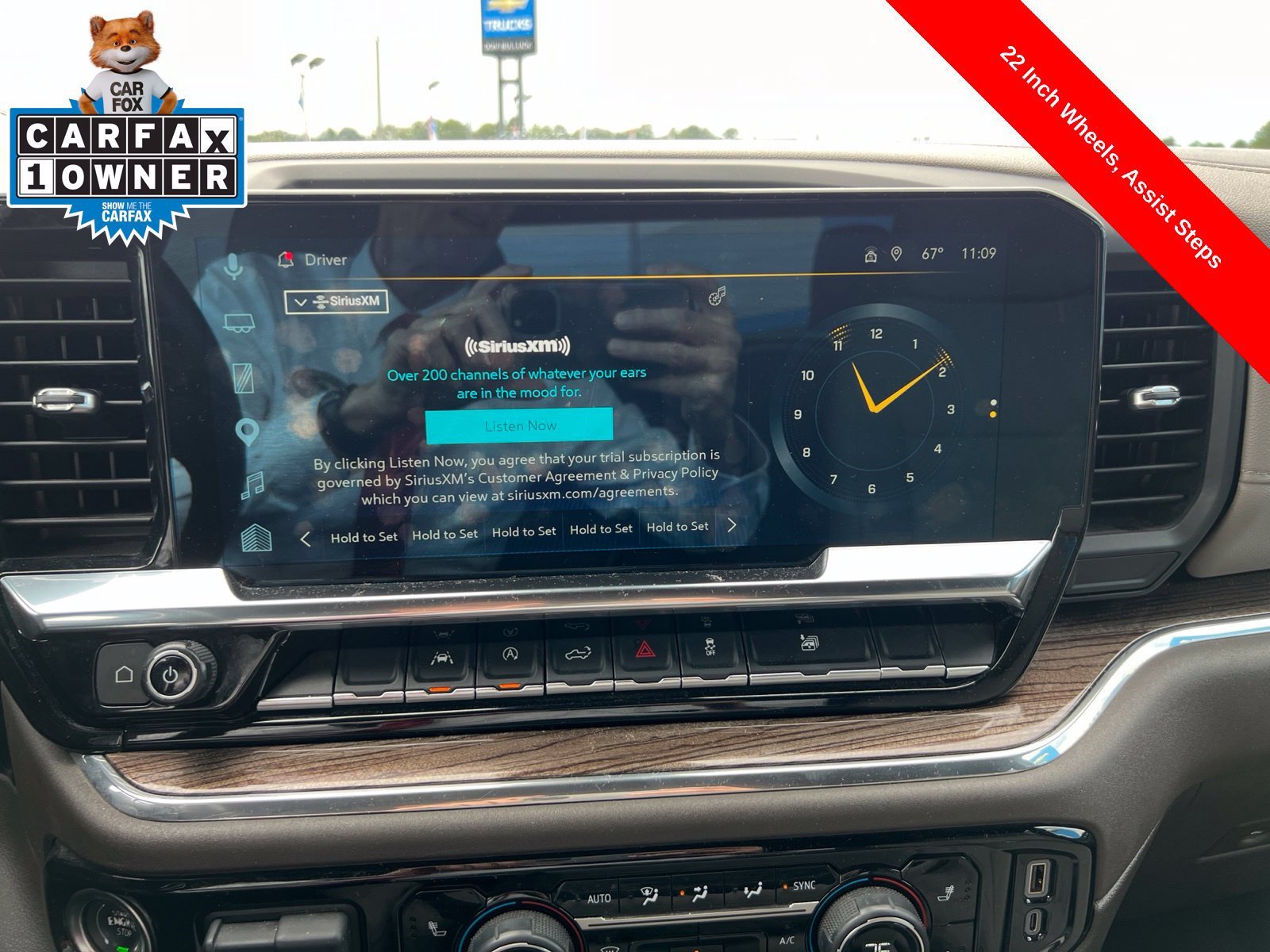 Used 2025 Cypress Gray Chevrolet LT image 14