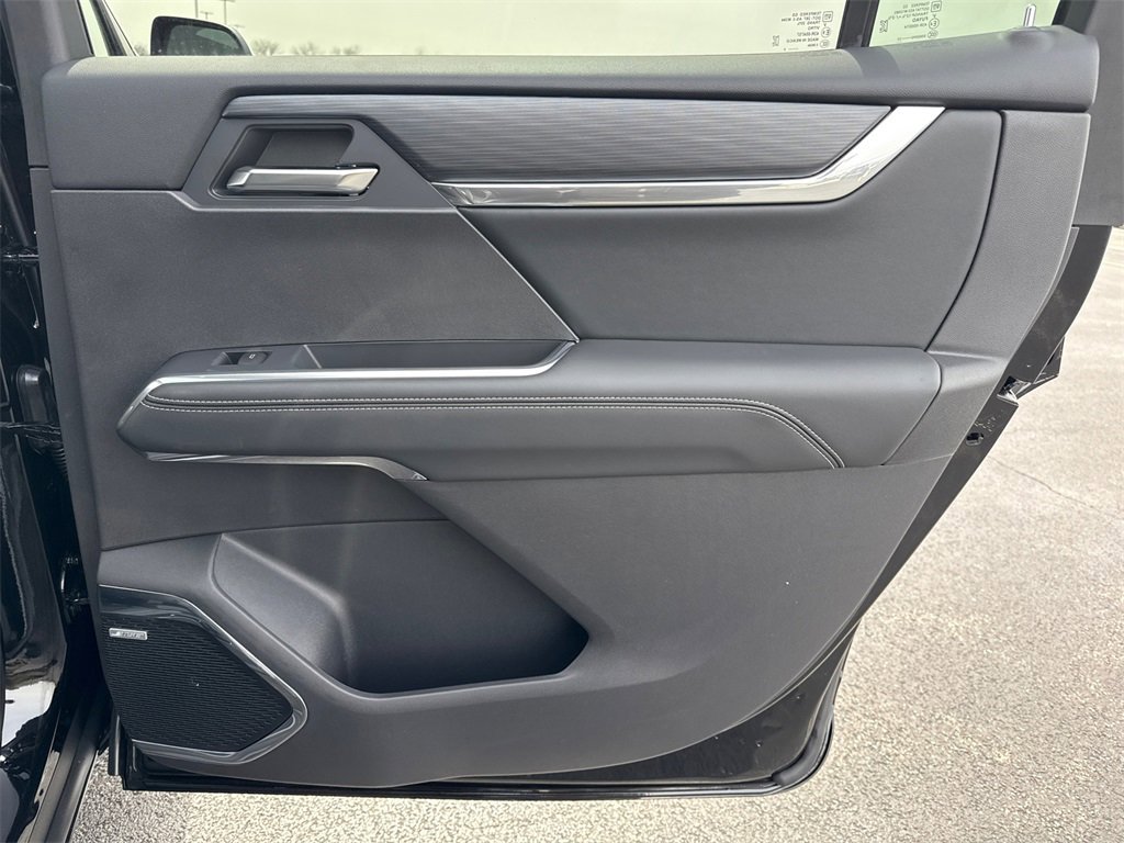 2025 GMC ACADIA - Image 36