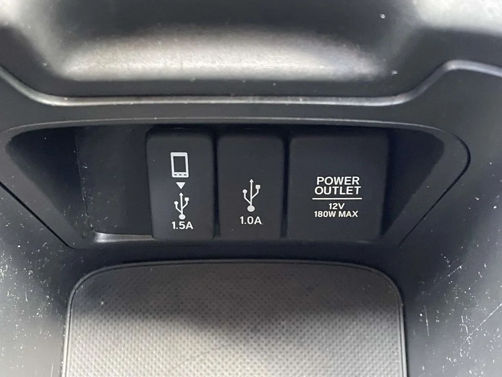 Used 2018 Silver Honda EX-L image 30